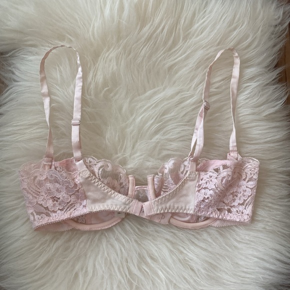 Vintage Christian Dior Lace Bra - Picture 7 of 7